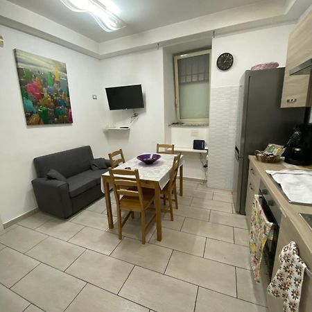 Terry'S House Apartment Napoli Bagian luar foto