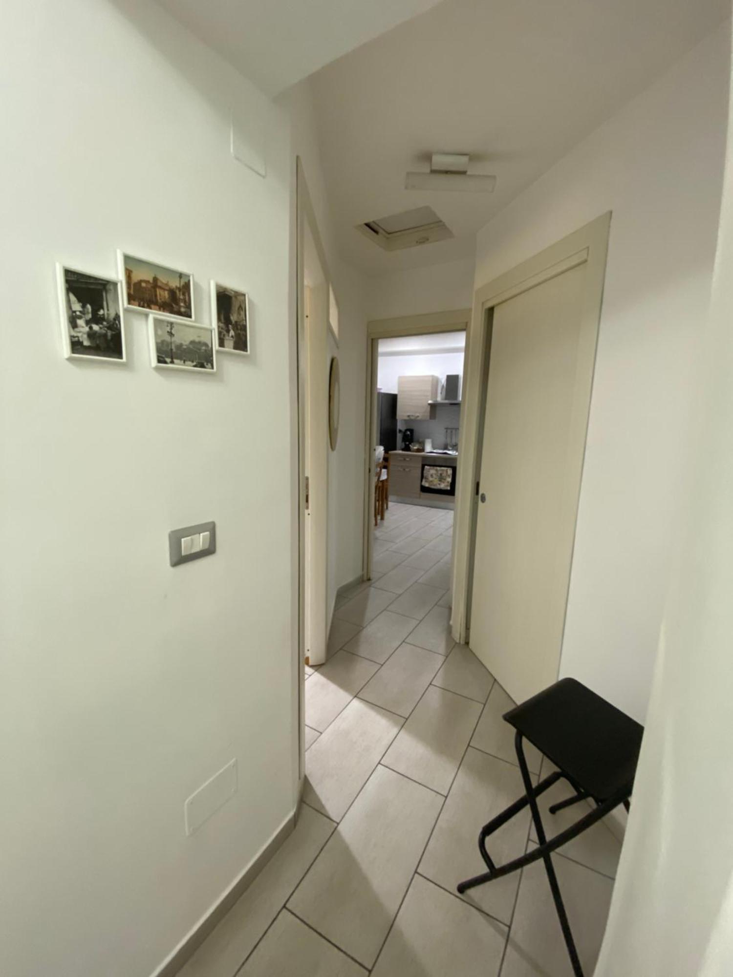 Terry'S House Apartment Napoli Bagian luar foto